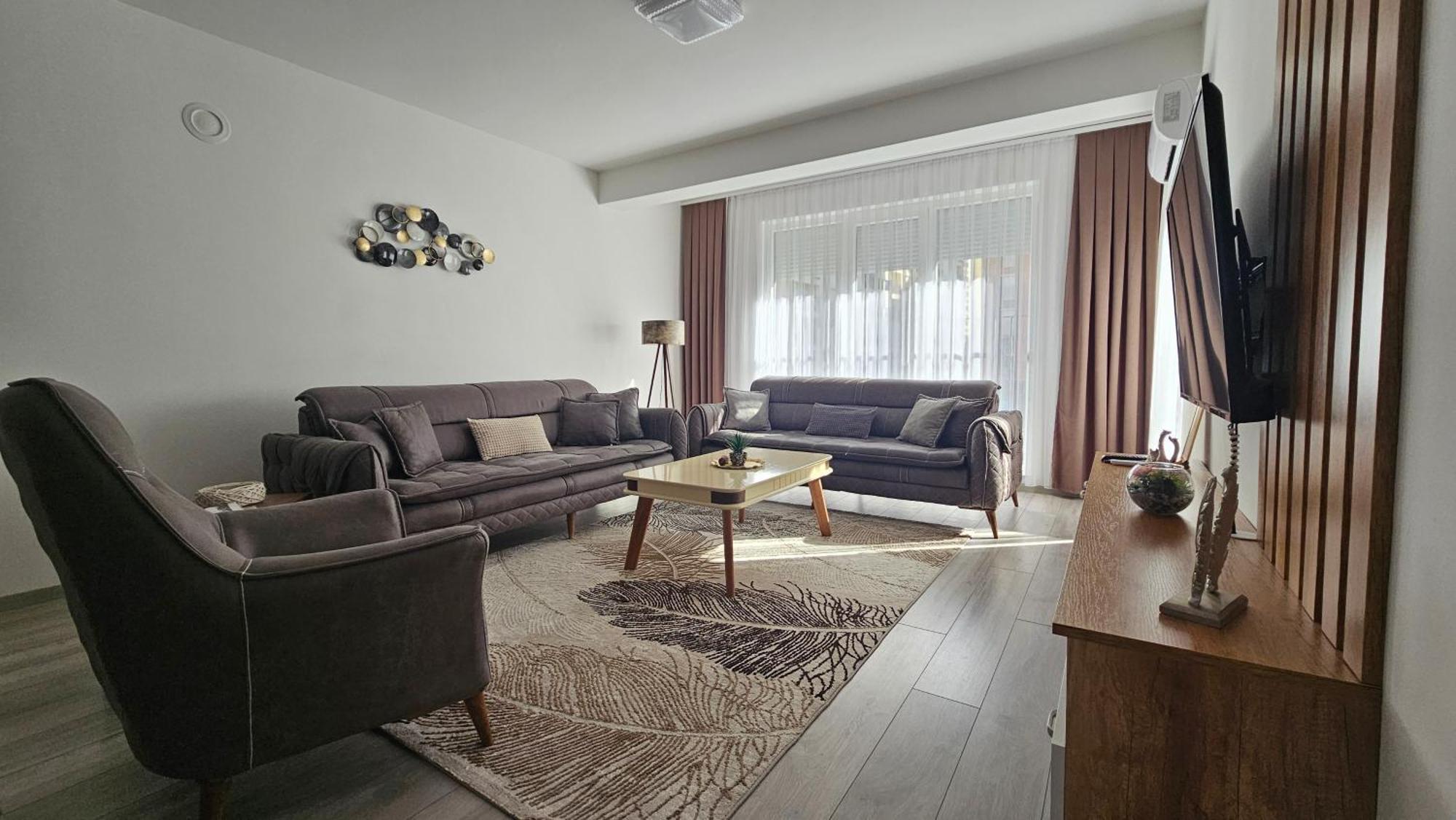 Value Living Apartment Ferizaj Ngoại thất bức ảnh